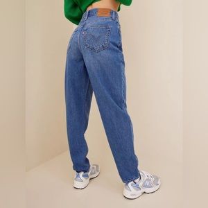 Levi’s Premium High Loose Taper 90s Jeans in Link In Bio - Medium Wash NEW